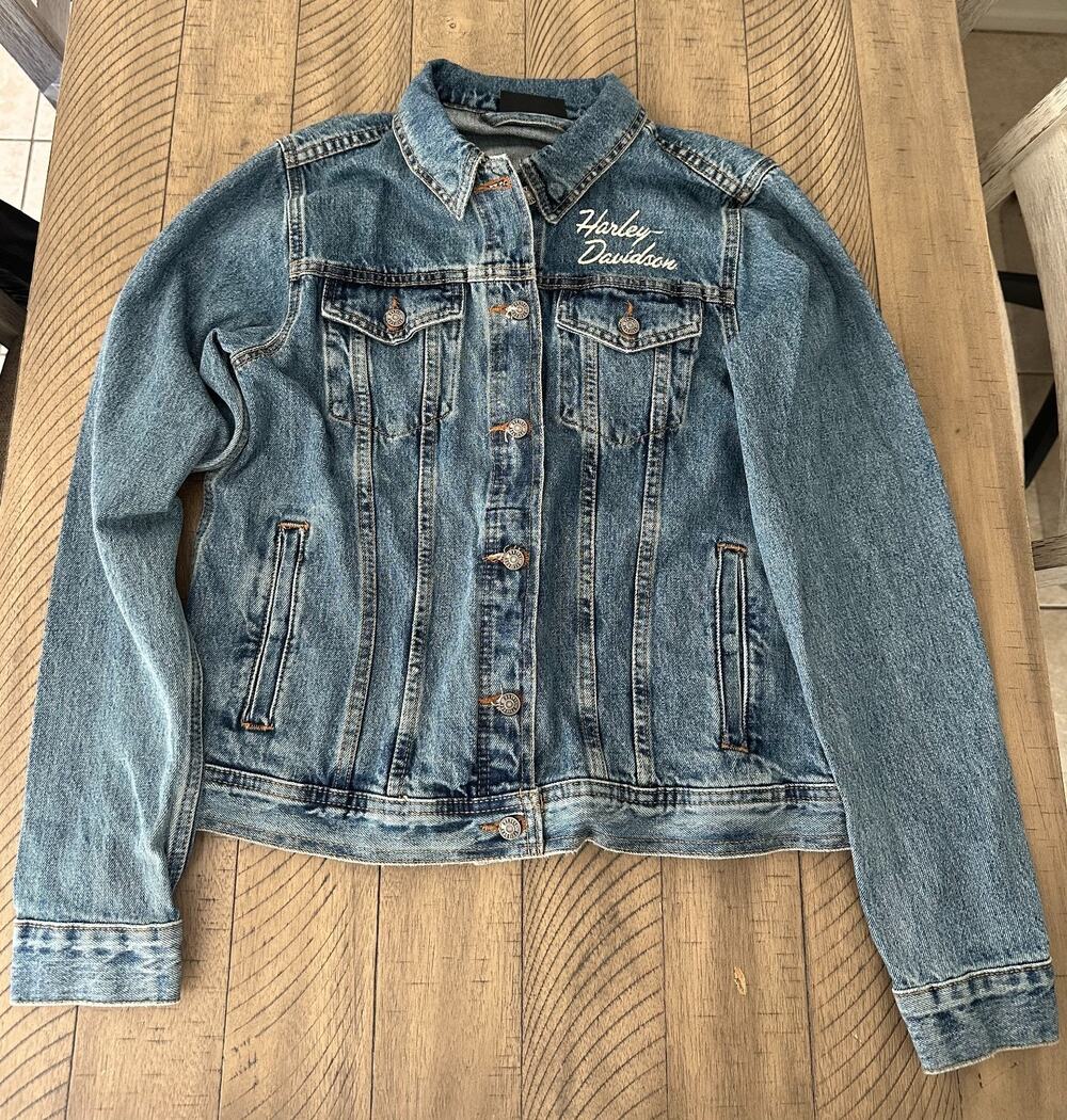 Harley-Davidson Women's Essential Bar & Shield Denim Trucker Jacket Size M NEW 9